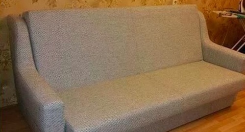 Перетяжка дивана. Алагир